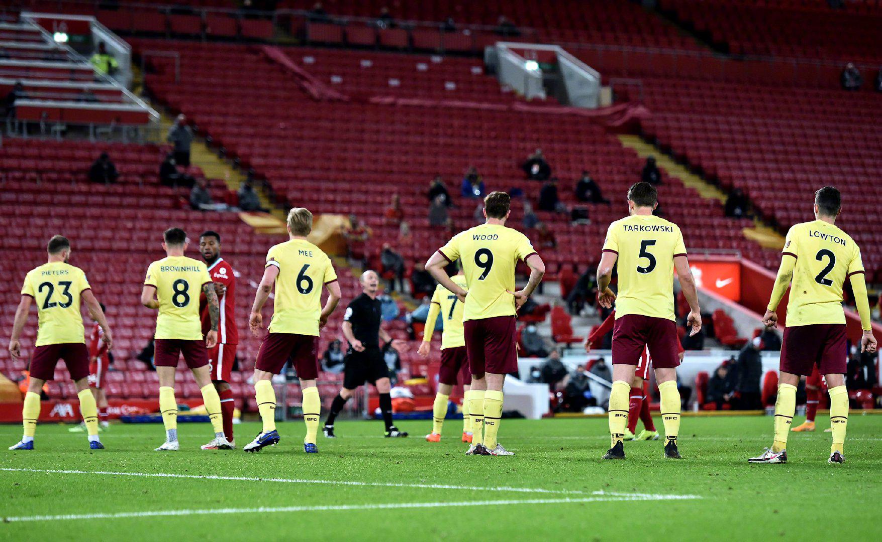 乐部争相角 乐部争相角